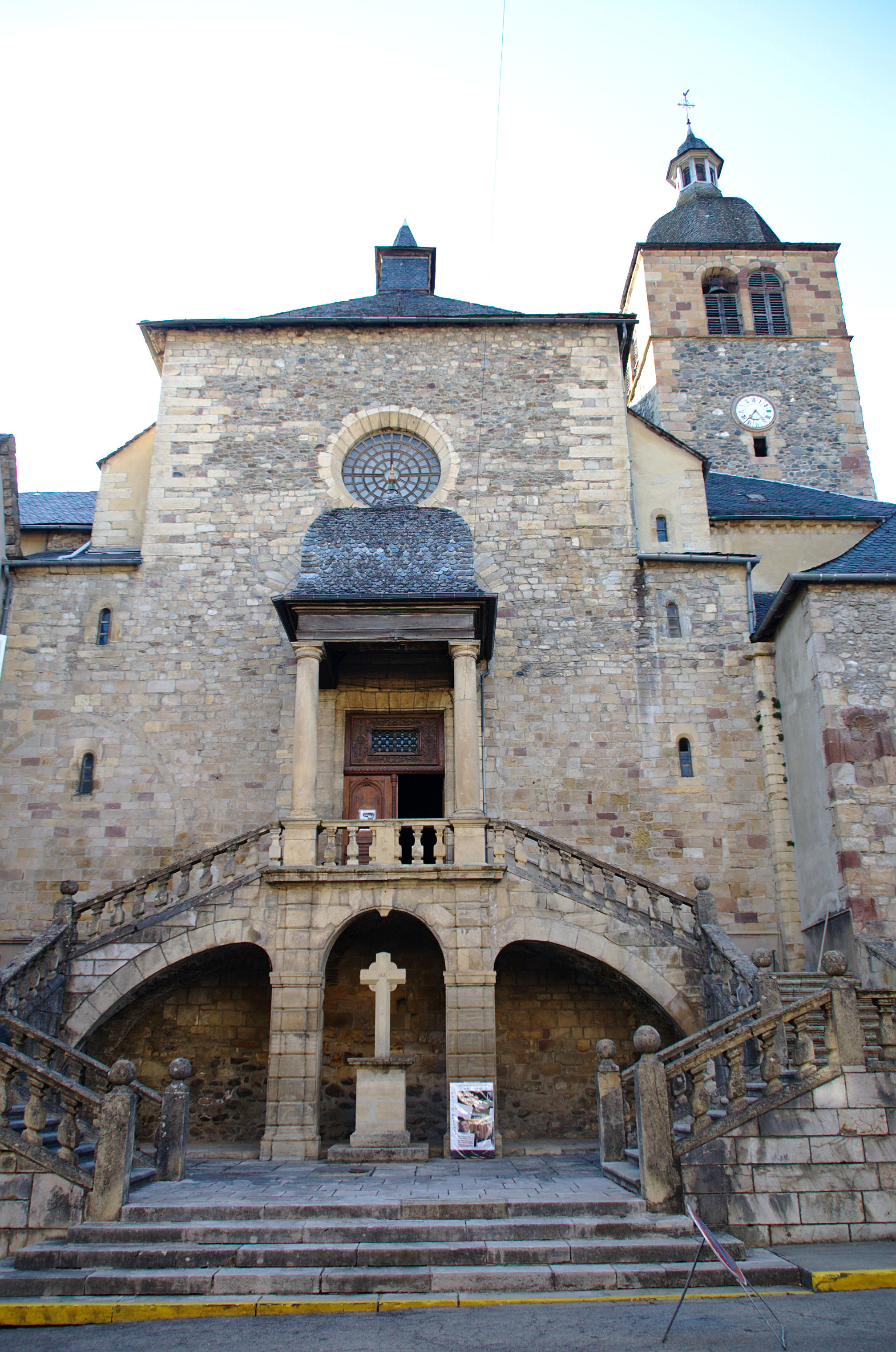 église Saint-Geniez de Saint-Geniez-d'Olt