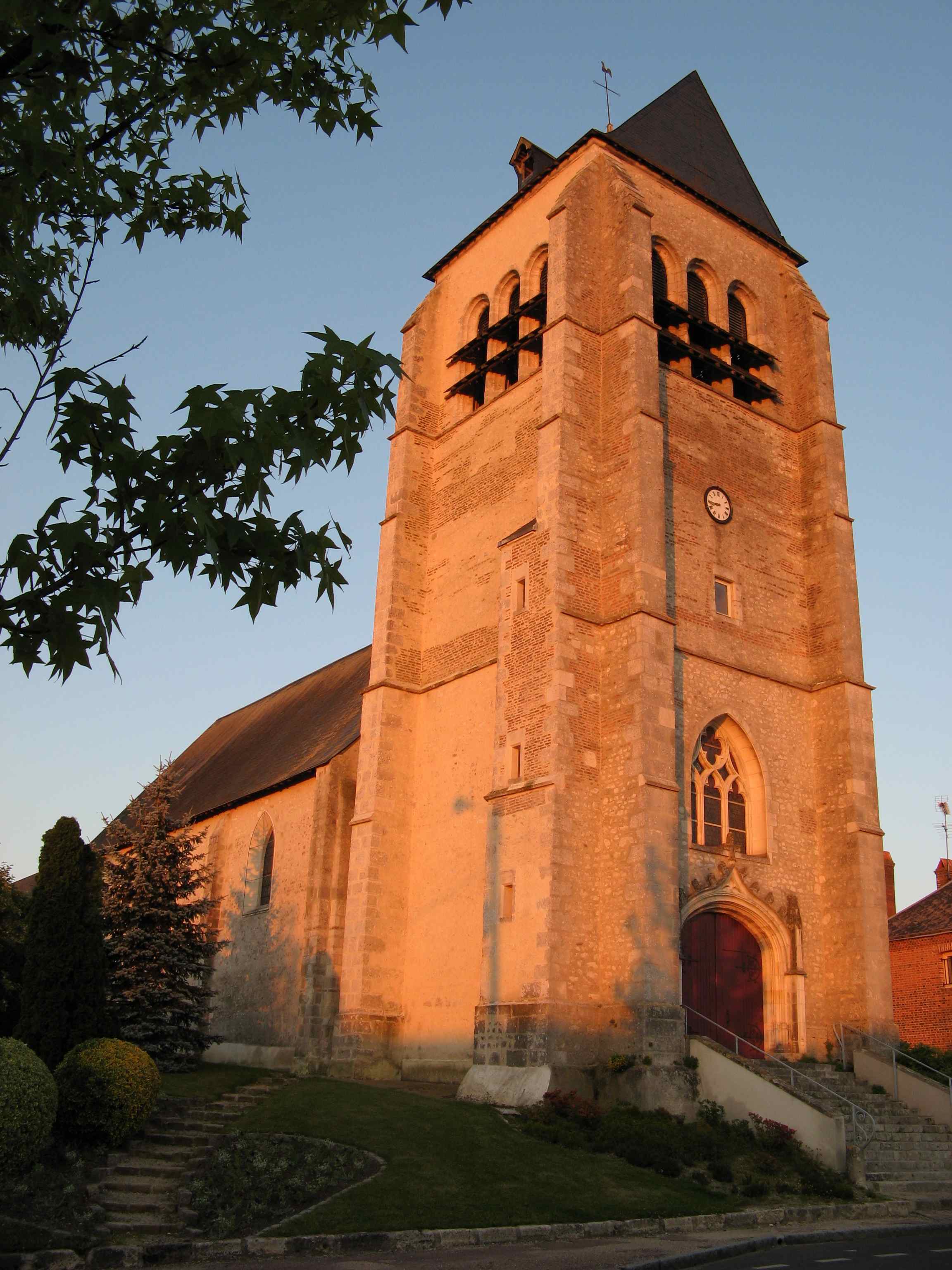 église Saint-Aubin de La Ferté-Saint-Aubin