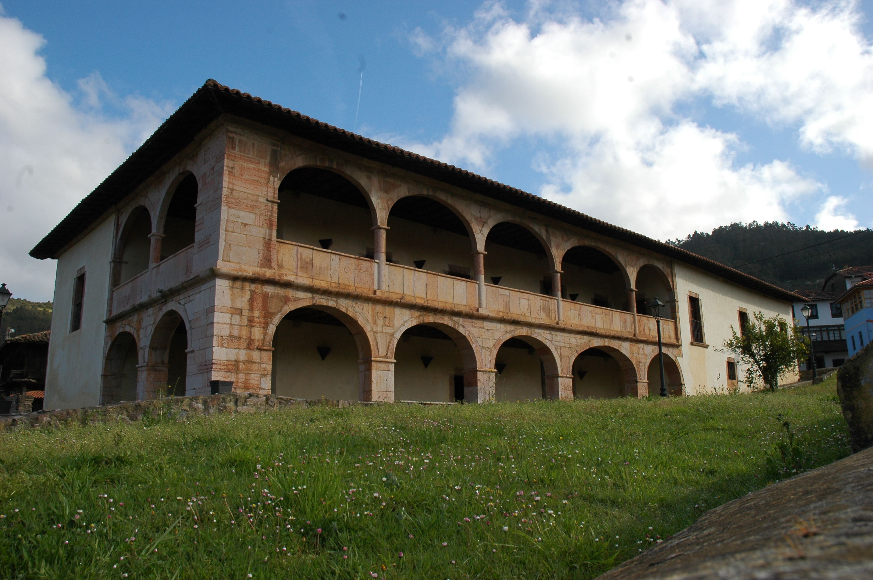 Palacio de Valdés-Bazán