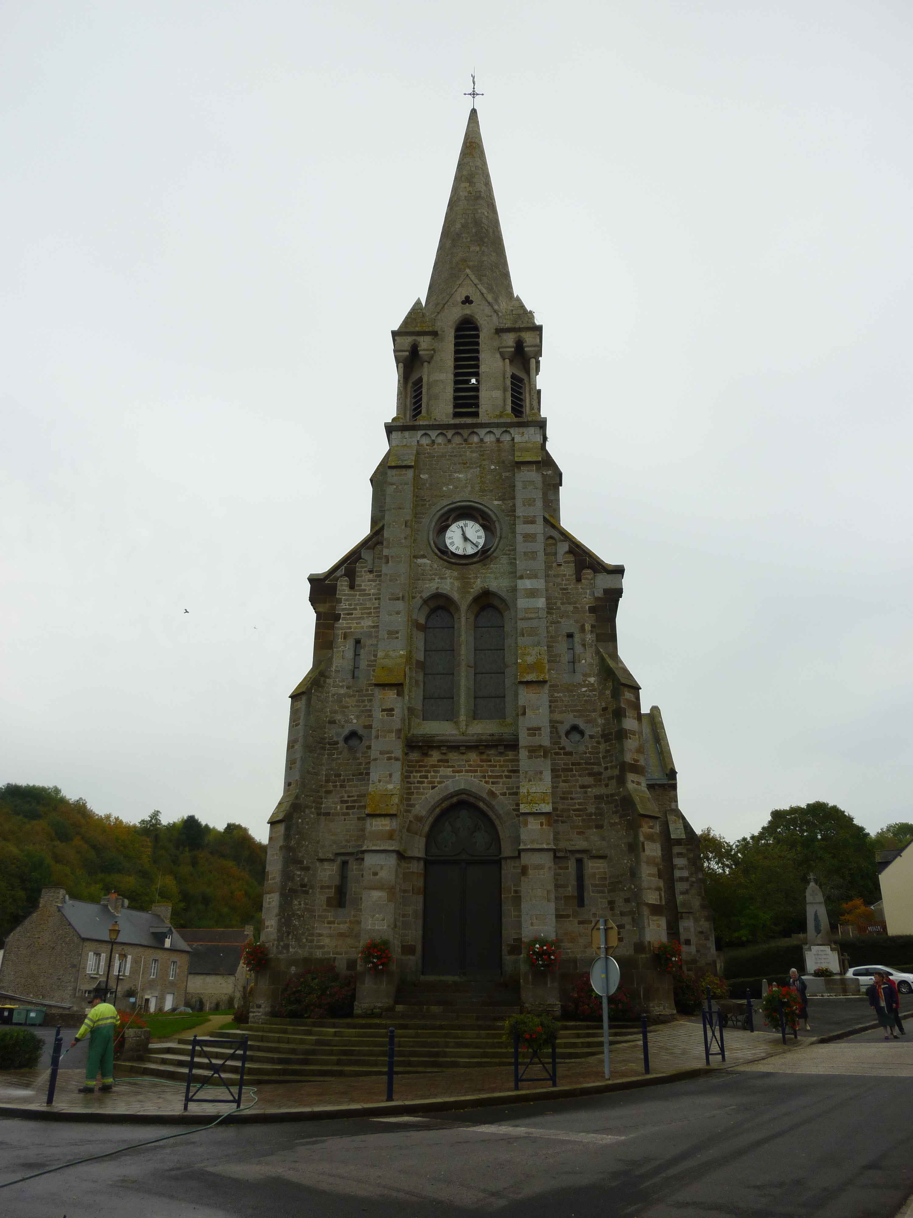 église Saint-Brandan de Saint-Broladre