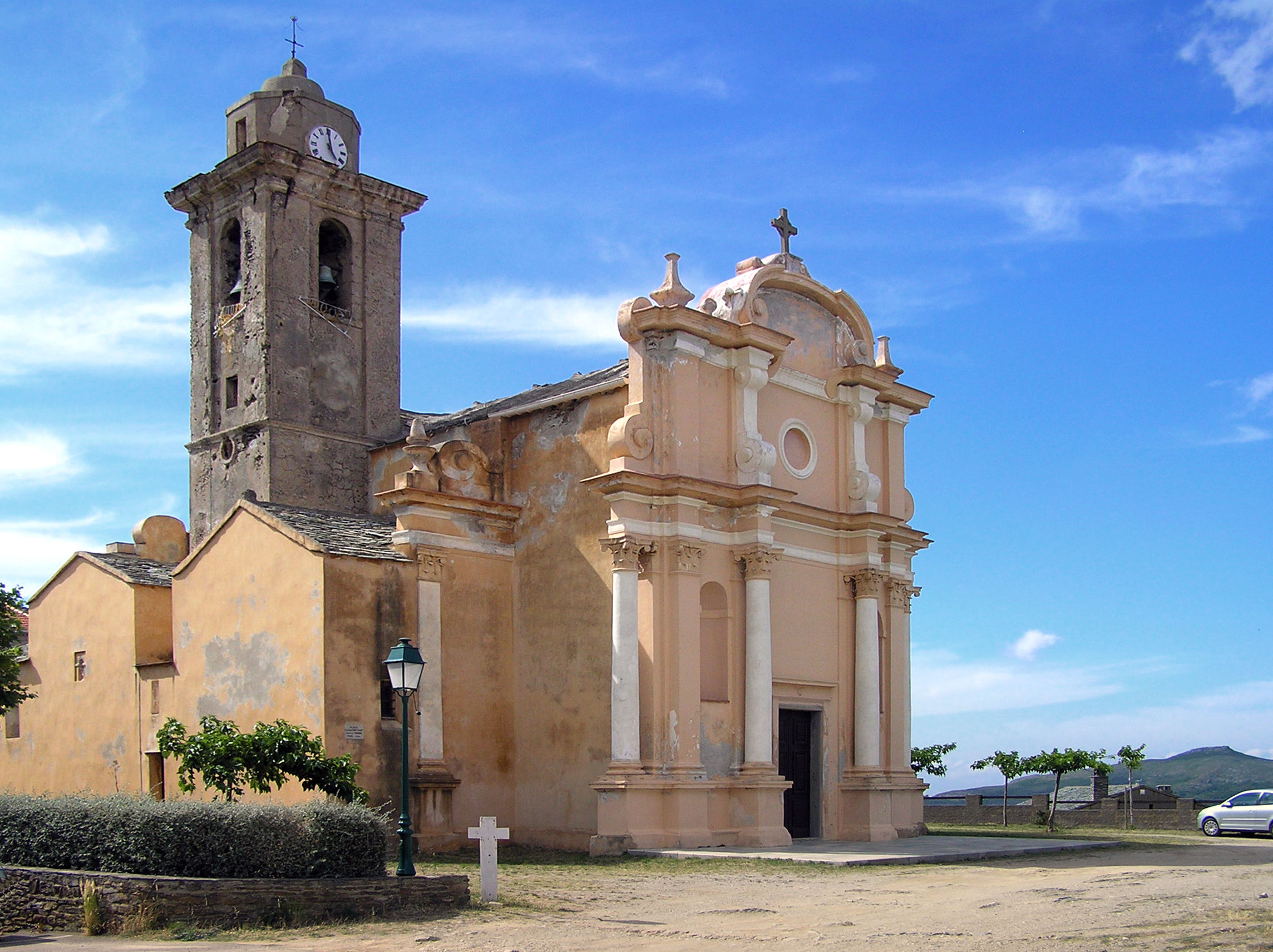 église San Nicolao de Tomino