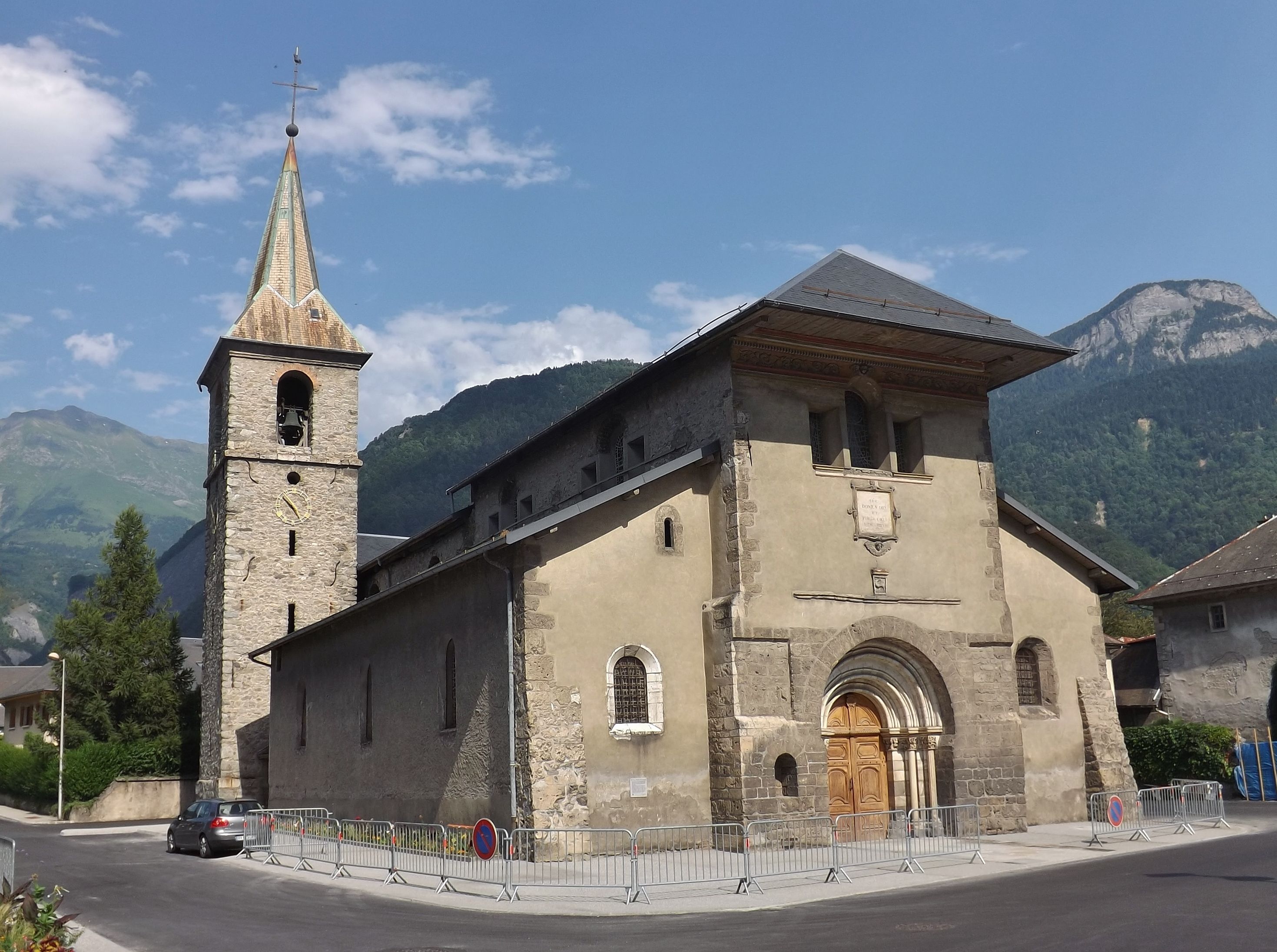 collégiale Saint-Marcel de La Chambre