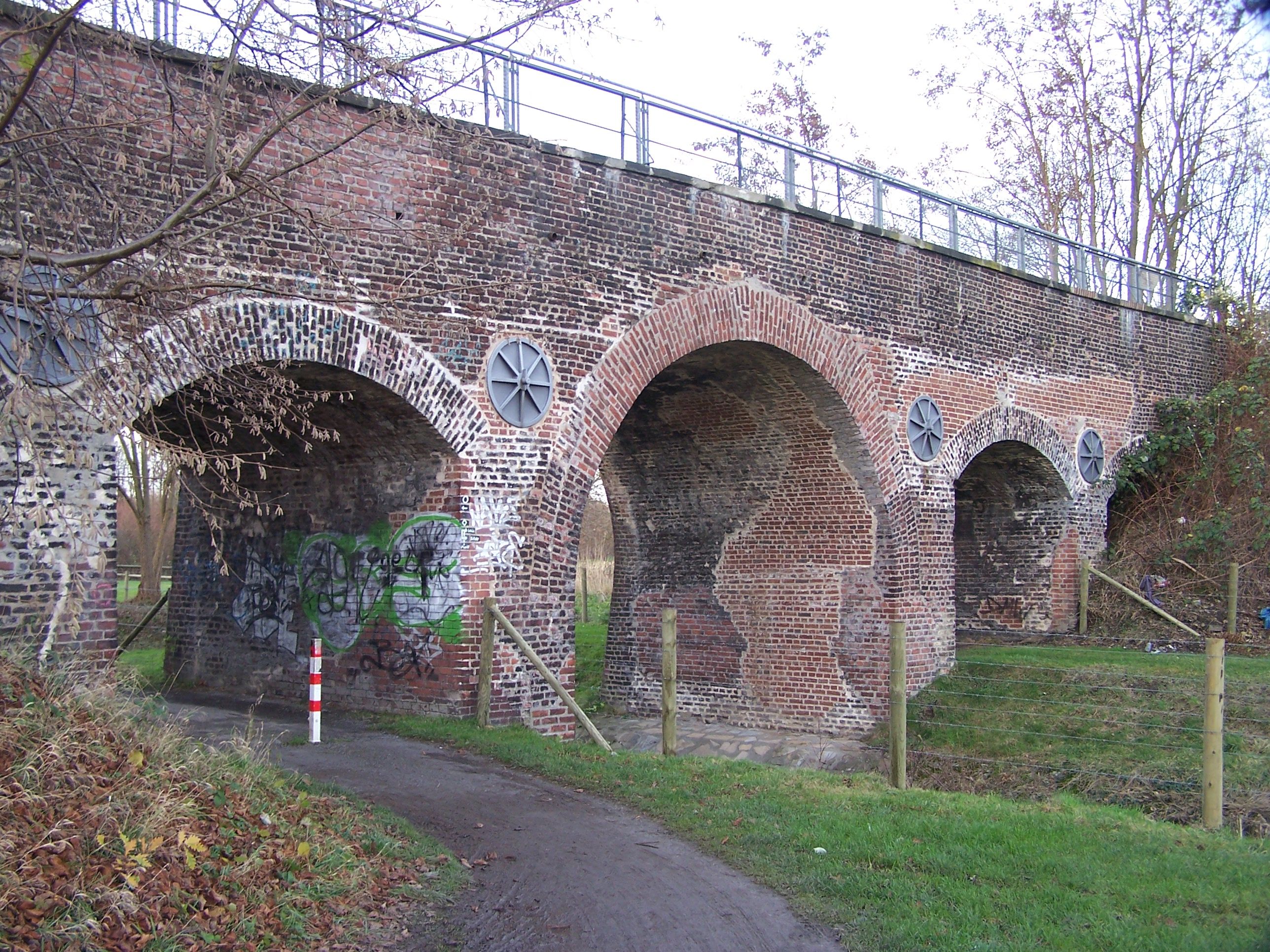 Feldchenbahnbrucke