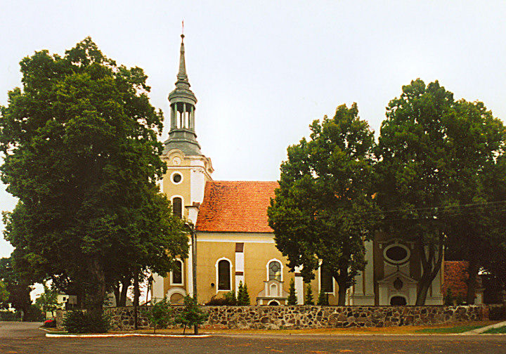 Kościół pw. św. Krzyża i św. Mikołaja w Biezdrowie