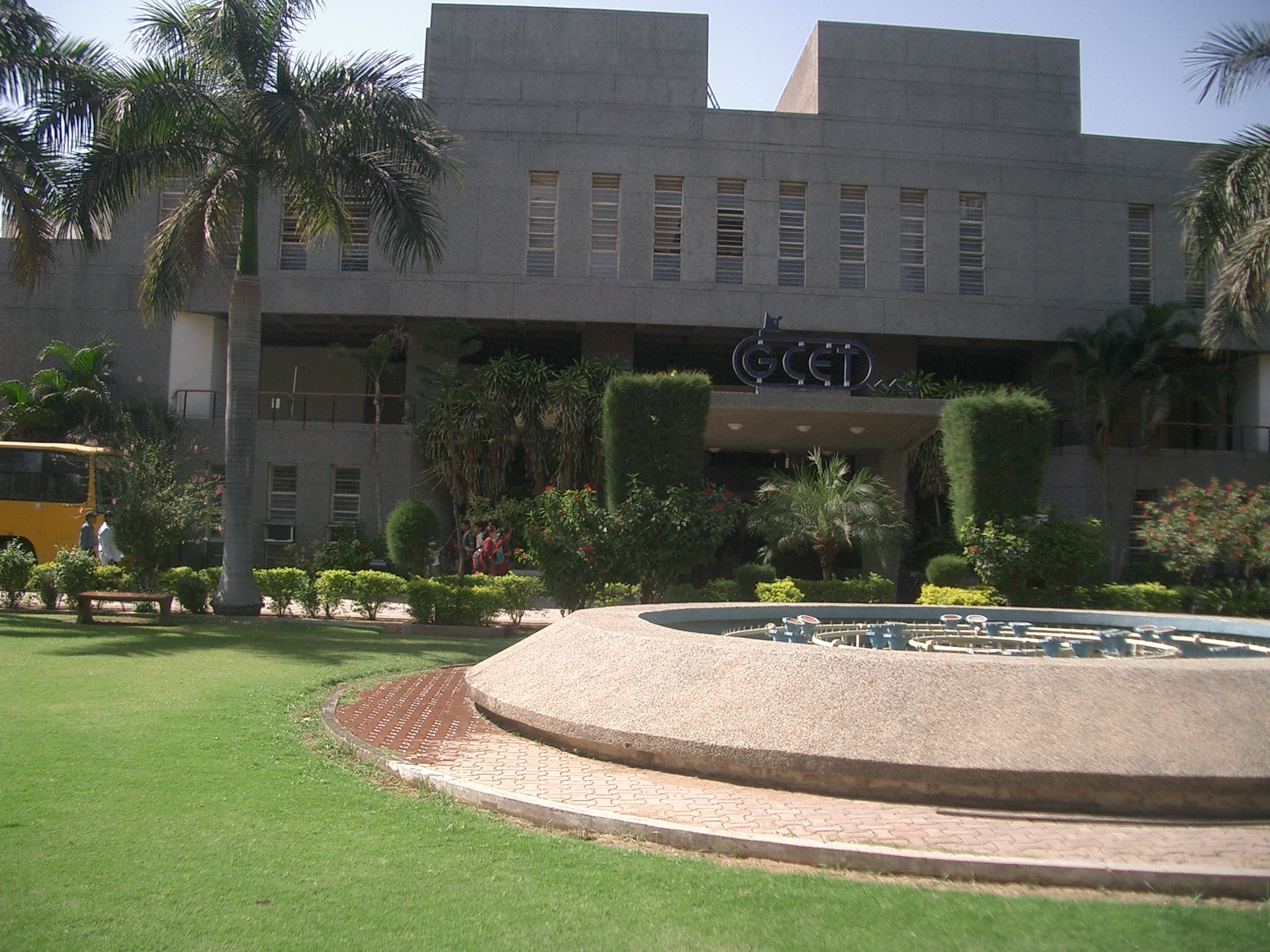 G H Patel College Of Engineering & Technology