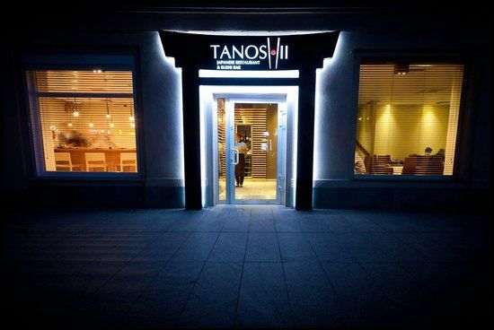 Tanoshii Japanese Restaurant & Sushi Bar