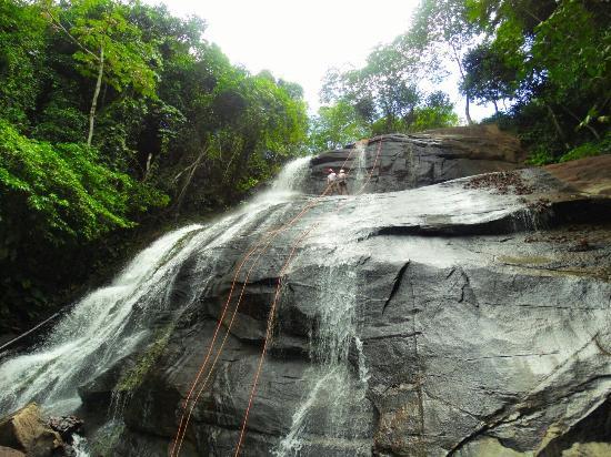 Cachoeira Veu Da Noiva