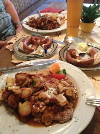 Weingut Gasthaus Zum Hirsch