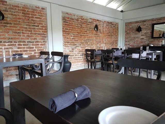 Malli's Seafood Restaurant