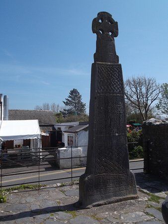 Carew Cross