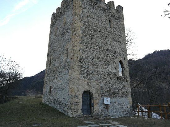 Torre Delfinale