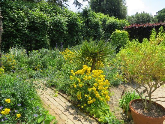 Hidcote Manor Garden