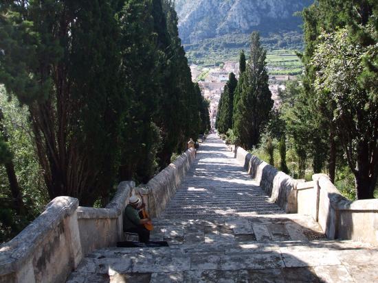 los 365 escalones del Calvari