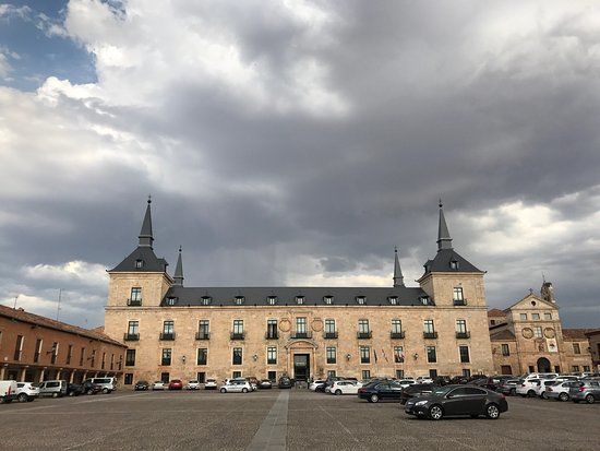la Plaza Ducal