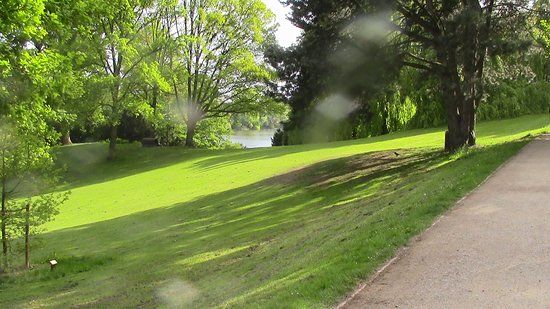 Knoops Park