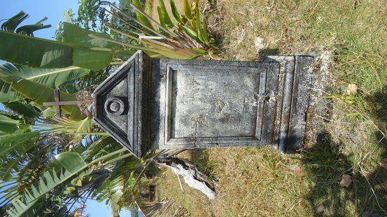 Pirate Cemetery on Nosy Boraha