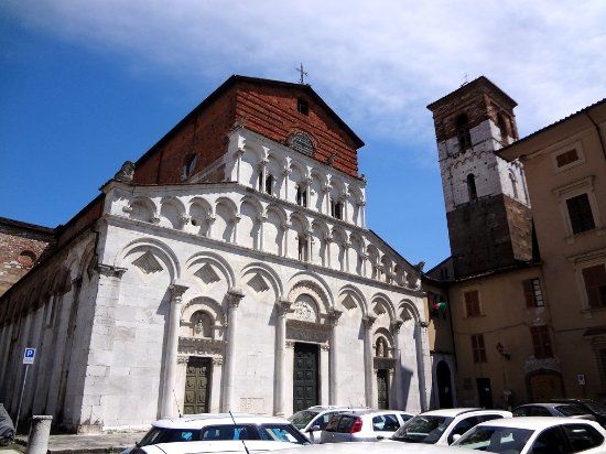 Santa Maria Forisportam Kilisesi