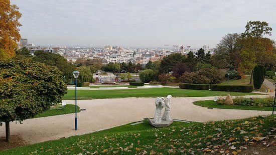 ビュット・デュ・シャポー・ルージュ公園