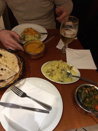 VII Hotel & Indian Restaurant