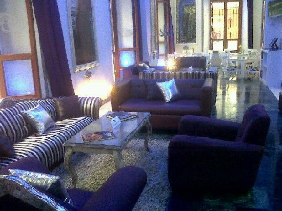 La Condesa Coffee Bar