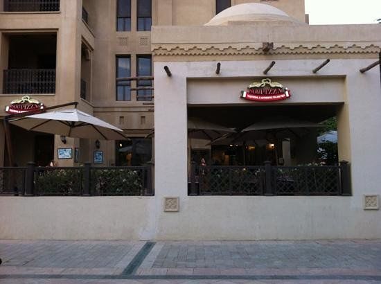 800 Pizza Downtown Dubai