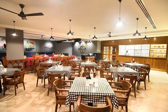 Bombay to Mumbai Cafe