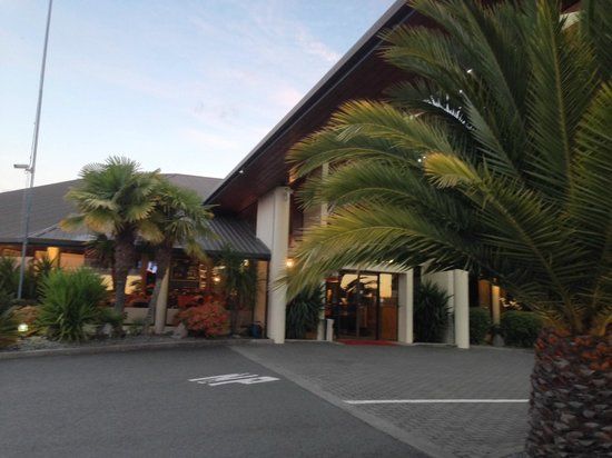 The Lakeland Bar & Brasserie