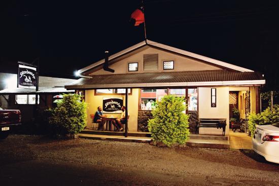 Giordanos Wood-Fire Pizza & Garden Restaurant