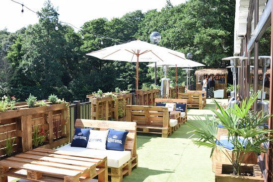 Metropole Lounge Bar