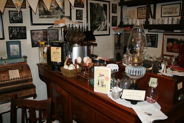 The Fourpence Cafe & Shop