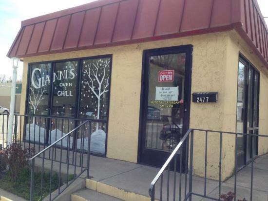 Gianni's Oven & Grill