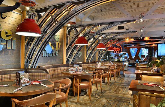 Happy Bar and Grill Paradise