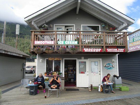 Coho Joe's Dockside Cafe