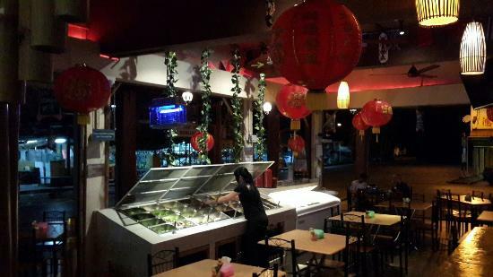 Sunset Bar-B-Q & Steamboat