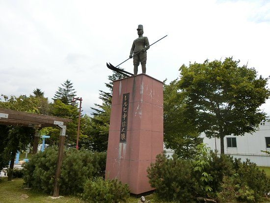 Lieutenant Lerch Statue