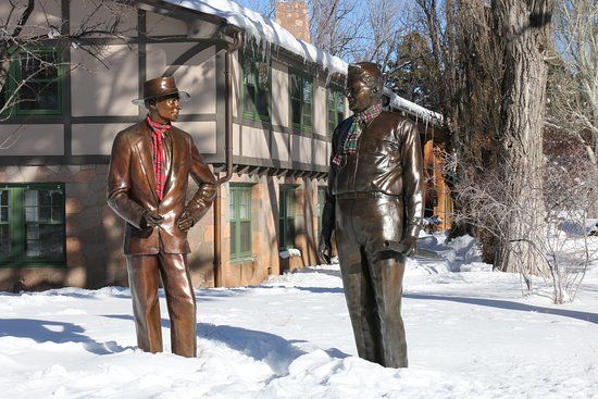 Dr. J. Robert Oppenheimer and General Leslie Statues