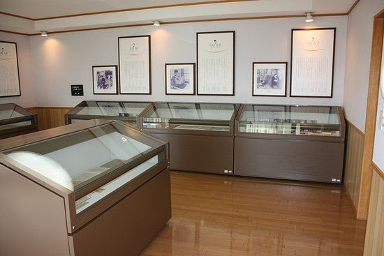 Magomebunshimura Exhibit