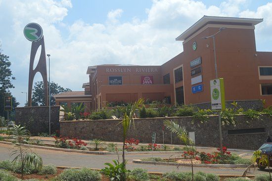 Rosslyn Riviera Mall