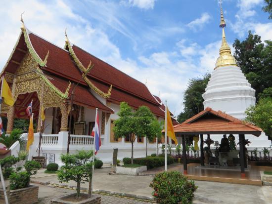 Wat Chai Phra Kiat