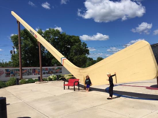 World's Largest Authentic Hockey Stick