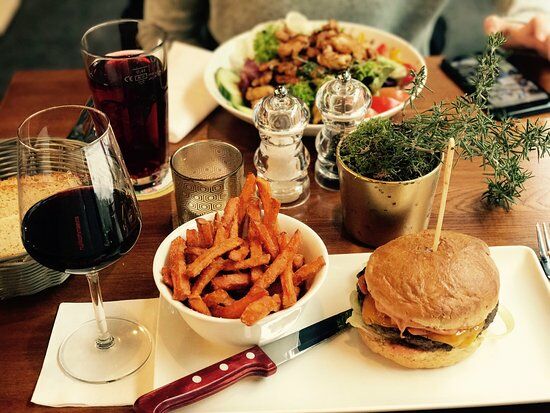 Massa Restaurant-Cafe-Bar