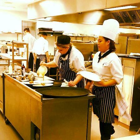 Linen Lounge at Belfast Met Titanic Quarter