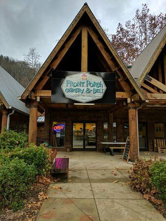 Front Porch Cakery & Deli