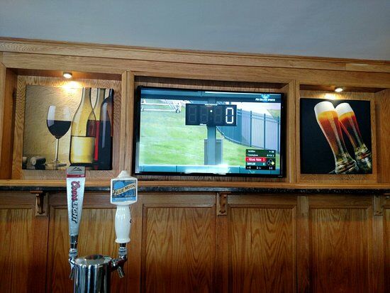 Four Brothers Pizzaria & Restaurant