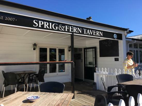 Milton Street Sprig & Fern