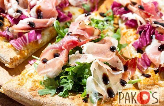 Pako's Pizzeria