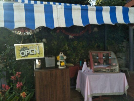 Lemon Grass Restaurant