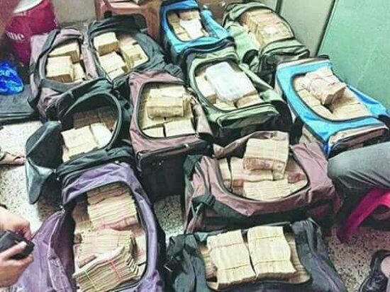 Fusion wraps & curries