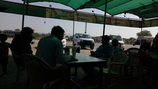 Makrana Raj Restaurant