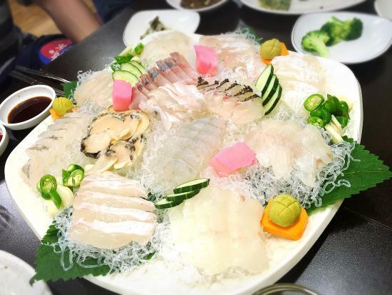 Eight Provinces of Korea Sashimi Restaurant